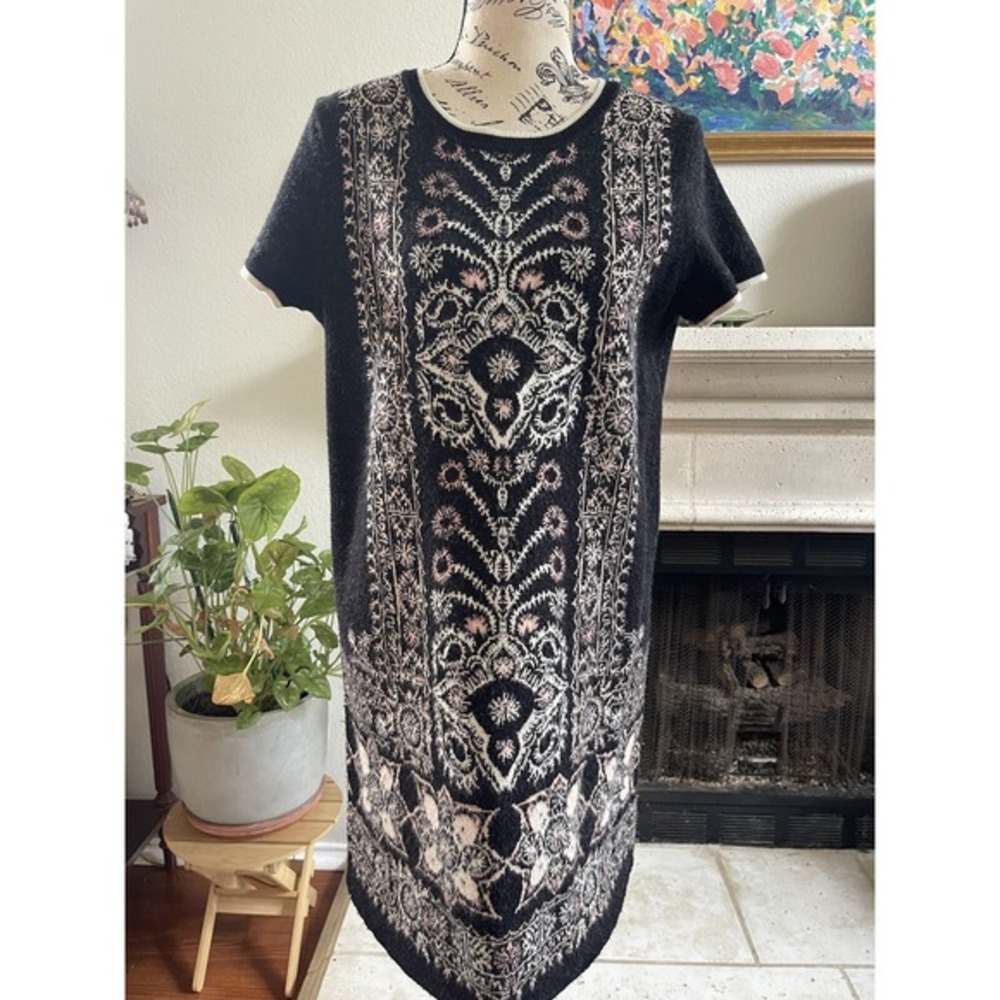 Anthropologie AKEMI + KIN Small Sweater Dress Charcoal Boho Floral Tunic